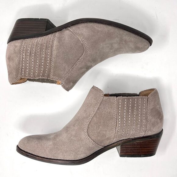 Lucky Brand Folley Taupe Suede Leather Pull On Low Block Heel Bootie 7.5 - Picture 4 of 11